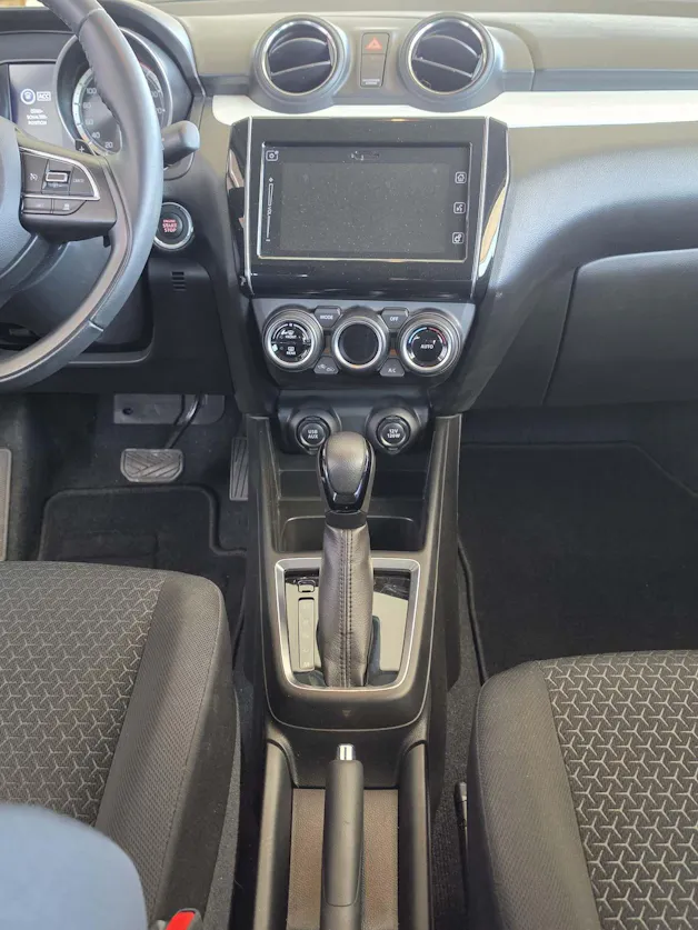 Suzuki Swift 1.0 T Compact Top