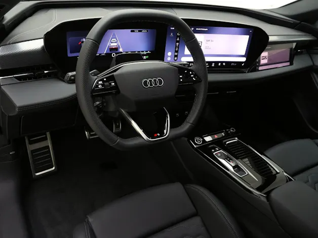 Audi A6 e-tron Avant quattro S line
