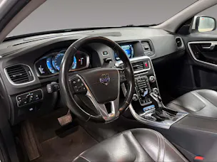 VOLVO V60 2.4 D6 TE Summum Pl.Hyb.