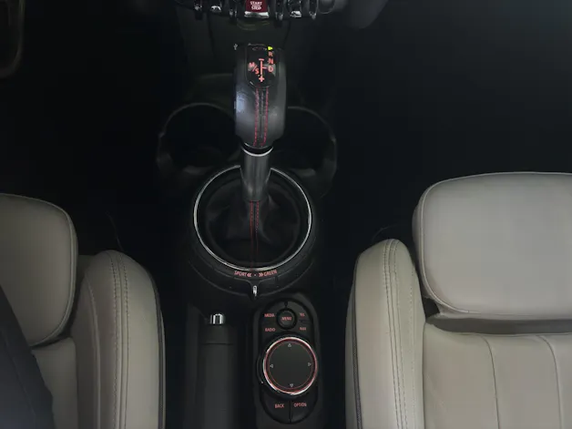MINI Cabrio F57 2.0i Cooper S SAG
