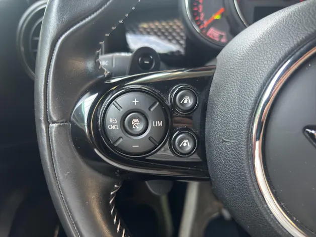 MINI Cabrio F57 2.0i Cooper S SAG