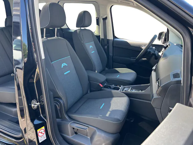Ford Tourneo Connect 1.5 EcoBoost 1