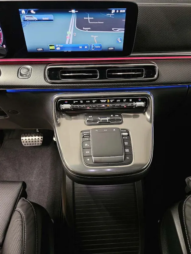 MERCEDES-BENZ V 300 d 4Matic lang Swiss Edition