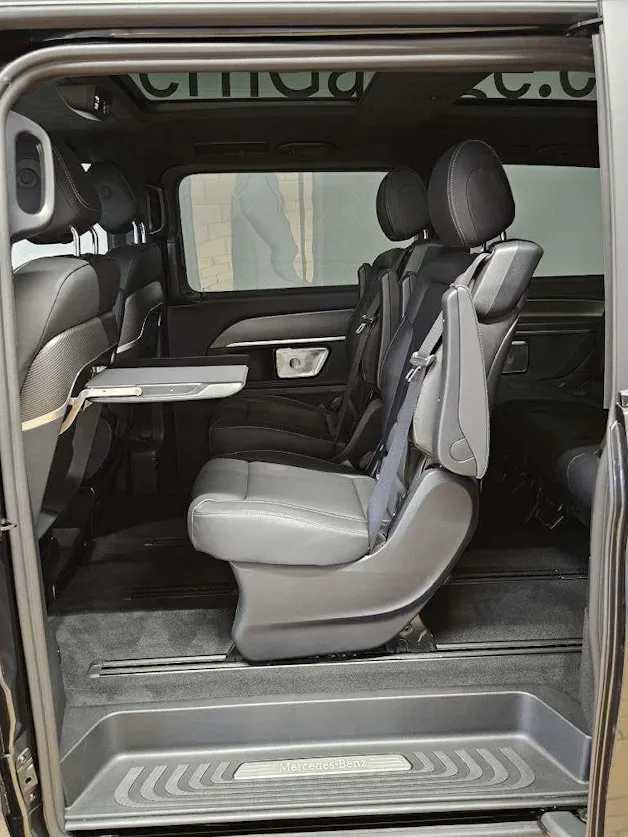 MERCEDES-BENZ V 300 d 4Matic lang Swiss Edition
