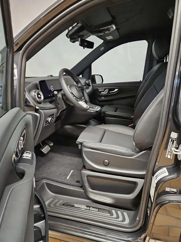 MERCEDES-BENZ V 300 d 4Matic lang Swiss Edition