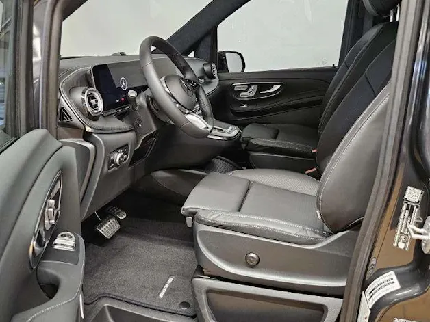 MERCEDES-BENZ V 300 d 4Matic lang Swiss Edition