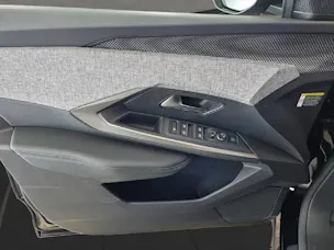 PEUGEOT 3008 1.2 Hybrid GT 145PS