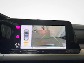 immagine del veicolo VW Golf VIII 1.5 eTSI Life DSG - Ruote invernali incluse