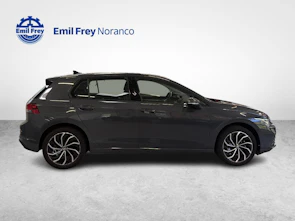 immagine del veicolo VW Golf VIII 1.5 eTSI Life DSG - Ruote invernali incluse