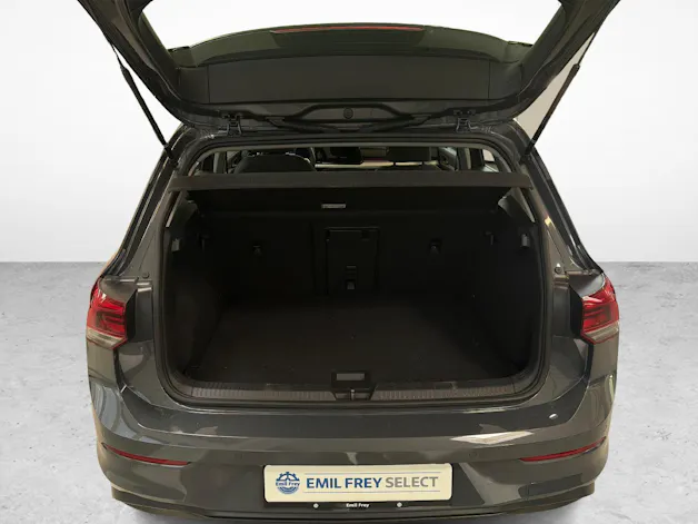 VW Golf VIII 1.5 eTSI Life DSG - Ruote invernali incluse