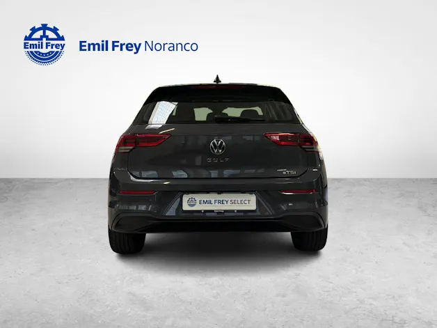 VW Golf VIII 1.5 eTSI Life DSG - Ruote invernali incluse