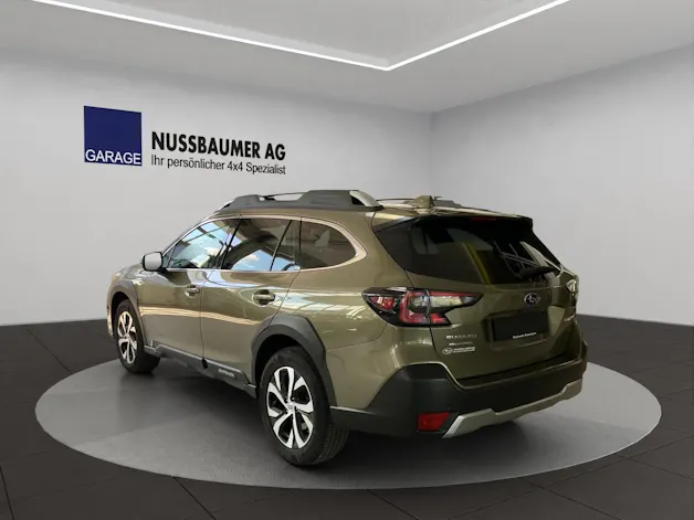 Subaru Outback 2.5i Luxury