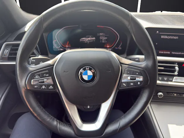 BMW 320i xDrive