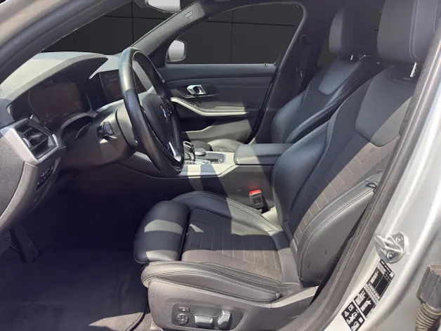 BMW 320i xDrive