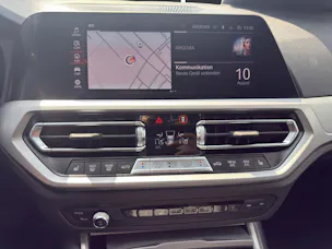 BMW 320i xDrive