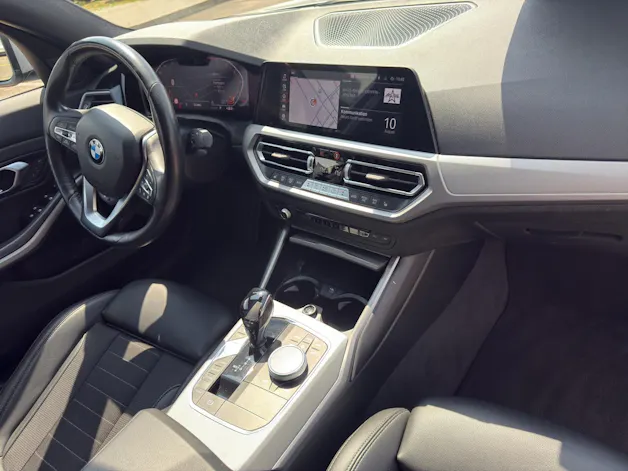 BMW 320i xDrive