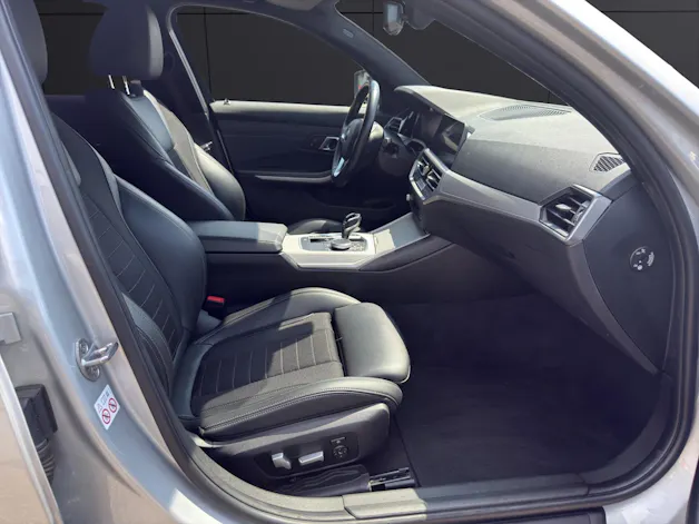 BMW 320i xDrive