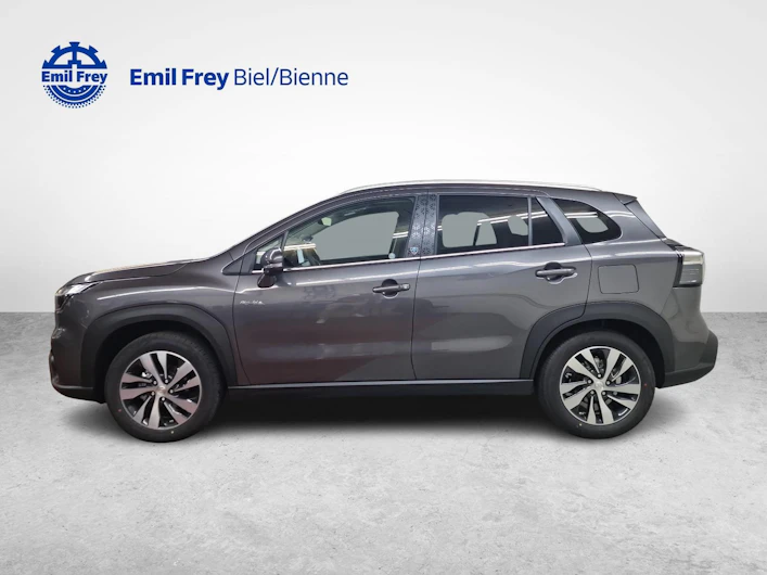 Fahrzeugbild SUZUKI S-CROSS