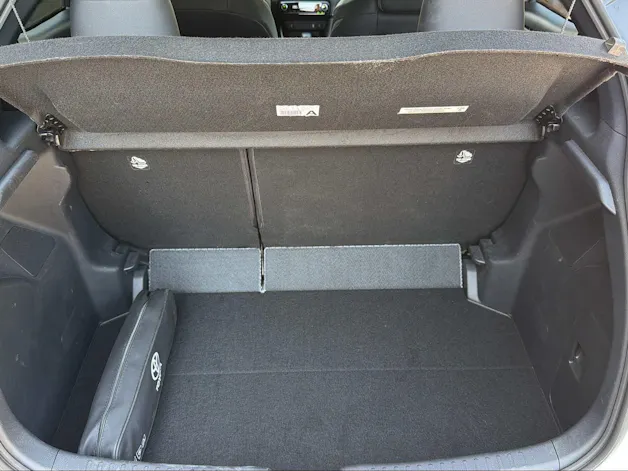 Toyota Yaris 1.5 VVT-i HSD Trend