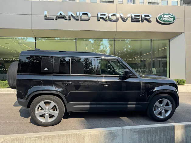Land Rover Defender 110 3.0 I6 HSE