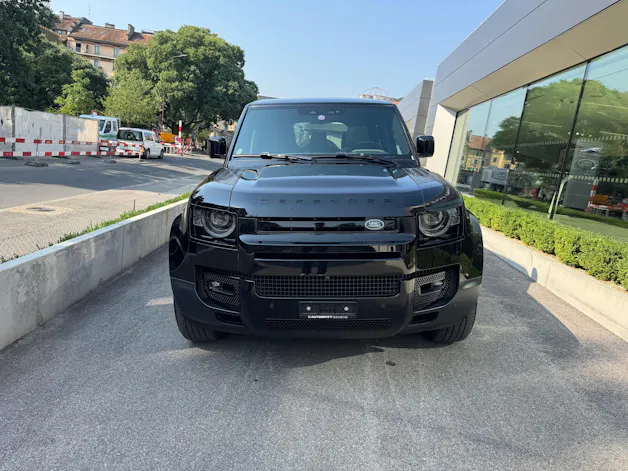 Land Rover Defender 110 3.0 I6 HSE