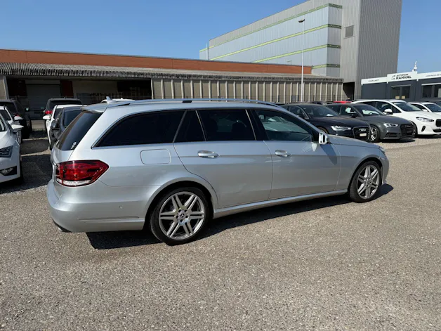 Mercedes-Benz E 250 CDI Avantgarde 4m Kombi