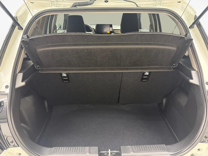 immagine del veicolo SUZUKI SWIFT