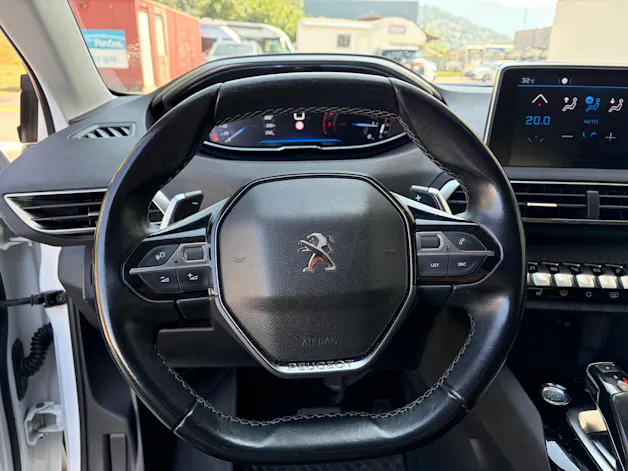 Peugeot 3008 1.2 PureTech Allure