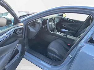 DS Automobiles No4 1.2 Hybrid Pallas