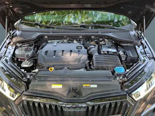 SKODA Octavia Combi 2.0 TDI RS 4x4 DSG