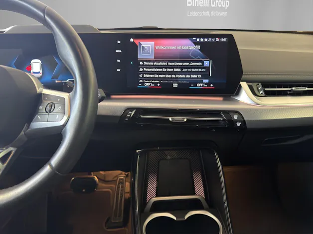 BMW X1 30e xDrive paddles