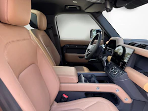 https://vehicle.imgix.net/4413629/18c7dbe8-32a6-42b4-805f-5cd142a4115a.jpg