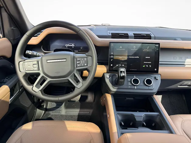 Land Rover Defender 110 3.0 D I6 250 X-Dynamic SE