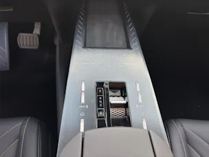 DS Automobiles No8 E-Tense Pallas