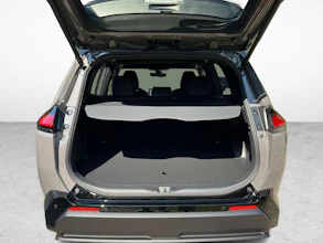 https://vehicle.imgix.net/4413640/a9f2093e-cc97-407b-8b3f-dfd3315b0bc3.jpg