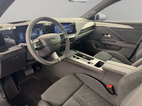 https://vehicle.imgix.net/4413655/70de6056-81b5-46f0-beb4-2aa5d5557ae1.jpg