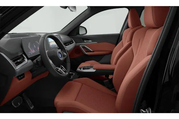 BMW iX1 20 M Sport eDrive U11 (CH) AHK 750KG **100 % électrique**