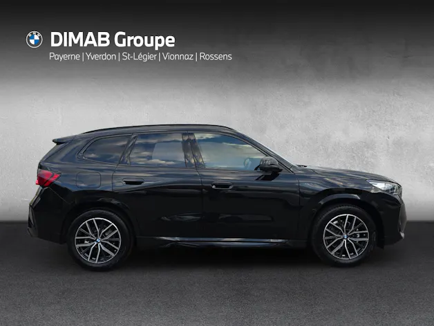 BMW iX1 20 M Sport eDrive U11 (CH) AHK 750KG **100 % électrique**
