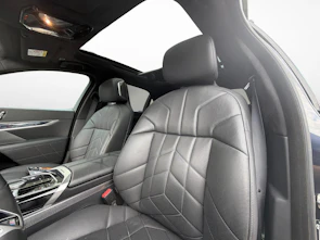 immagine del veicolo BMW M760e xDrive