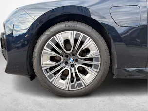 BMW M760e xDrive