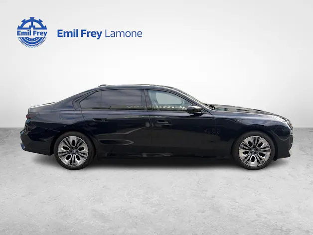 BMW M760e xDrive