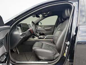 BMW M760e xDrive