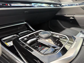 immagine del veicolo BMW M760e xDrive