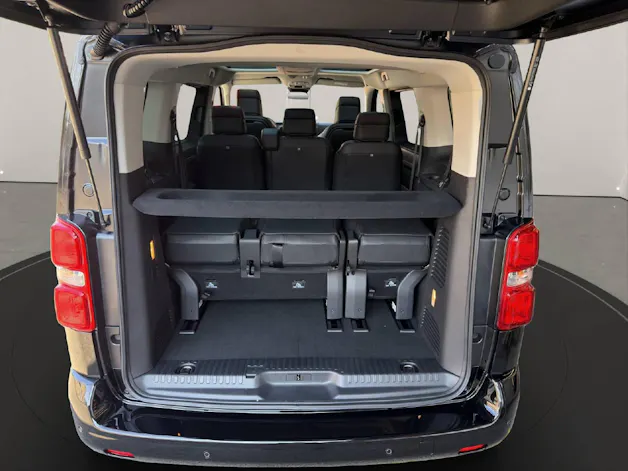 Peugeot Traveller Standard 2.2 BlueHDi