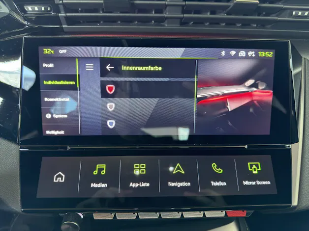 Peugeot 408 1.2 Hybrid GT Demo