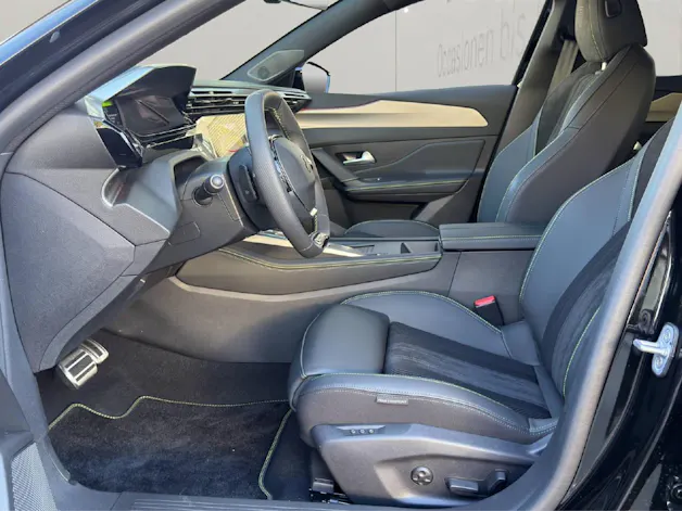 PEUGEOT 408 1.2 Hybrid GT