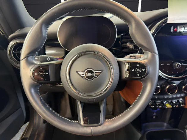 Mini F56 Cooper SE