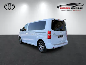 Toyota PROACE Verso L1 2.0 D Trend inkl. Standheizung und Anhängerkupplung