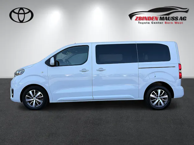 Toyota PROACE Verso L1 2.0 D Trend inkl. Standheizung und Anhängerkupplung