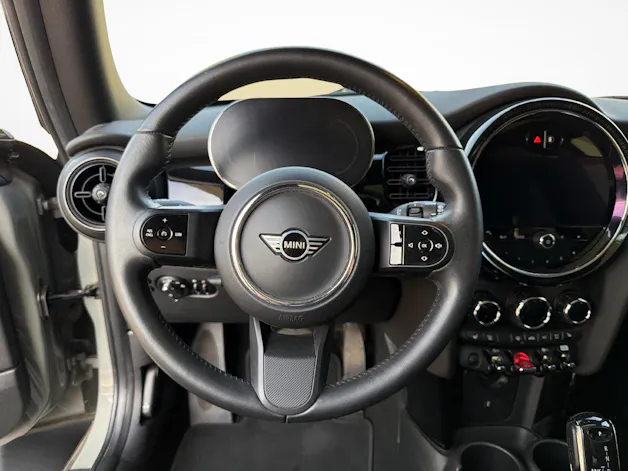 MINI F56 1.5i Cooper